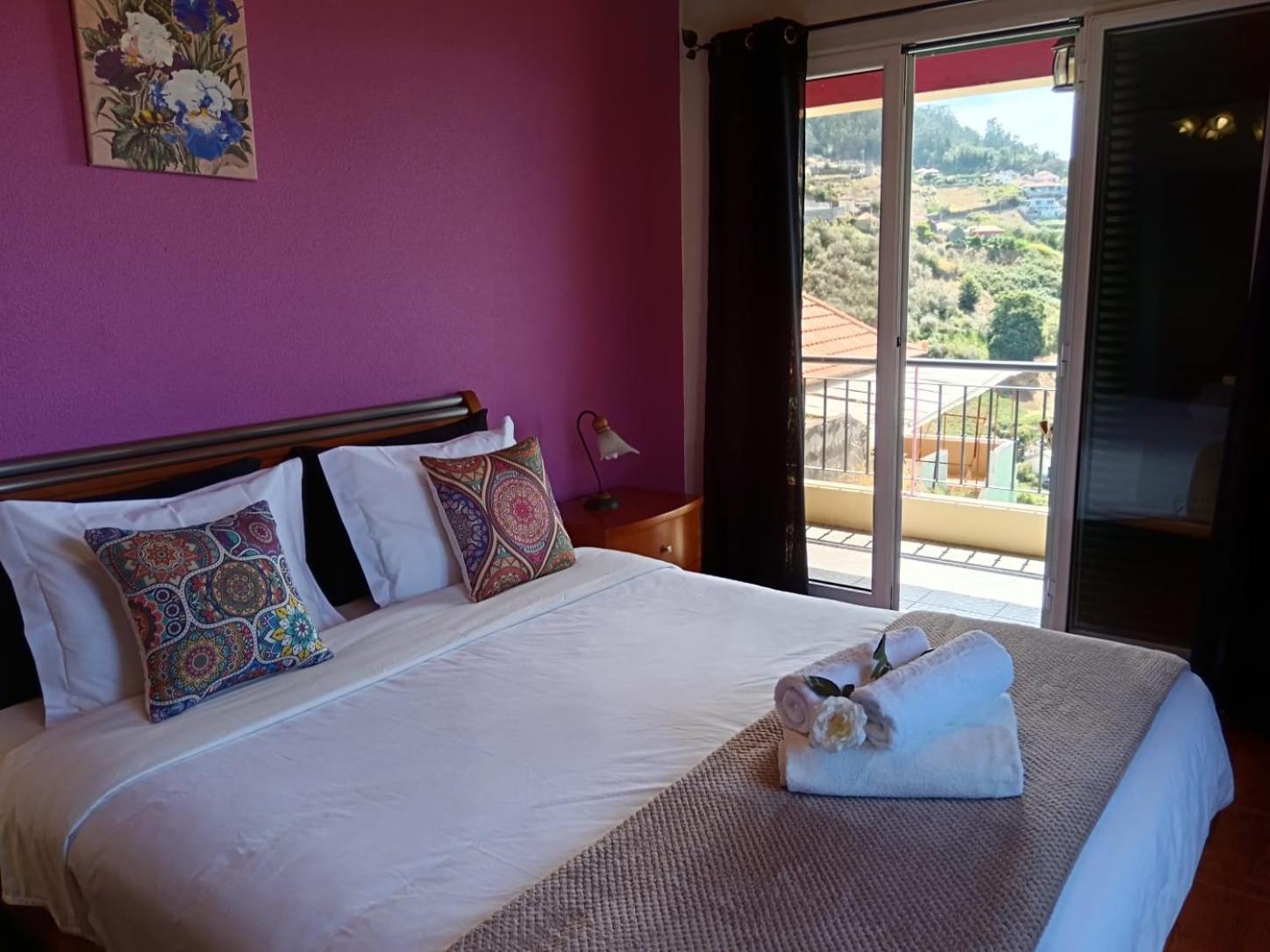 Casa - Peceful Mountain Retreat In Calheta Accommodatie bij particulieren Ribeira do Raposo